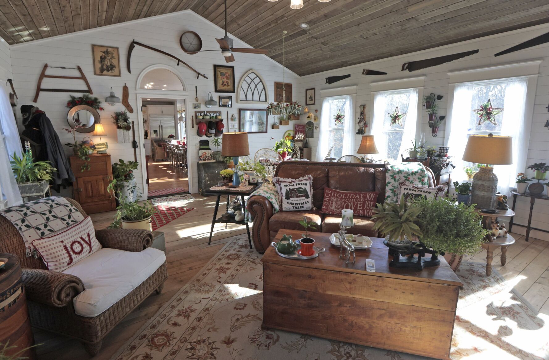 At home with Brenda and Kimball Loos in Defiance